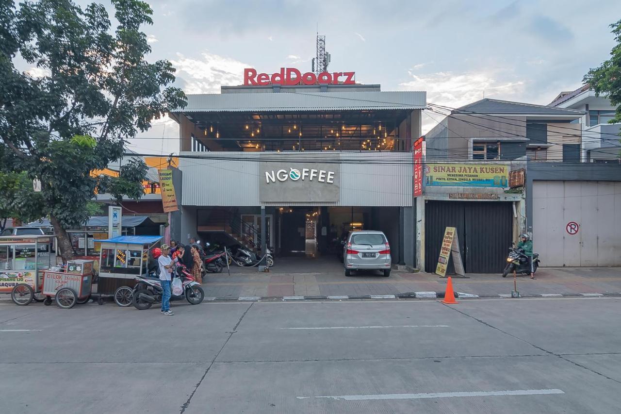 Reddoorz @ Kiaracondong Bandung Exterior photo